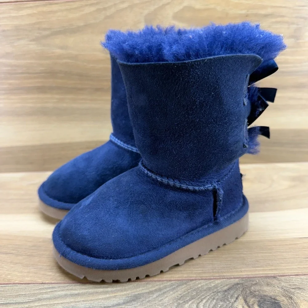 UGG Toddler Girls 6 Navy Blue Bailey Bow Boots Shearling‎ Fur Lined